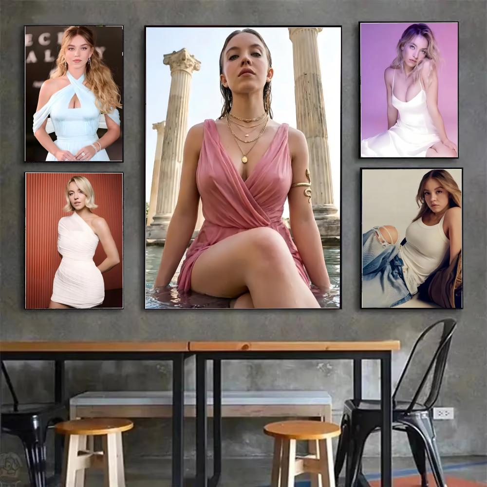 s-Sydney Sweeney Trendy_Actor  - огляд і ціна Home Bar Sydney
