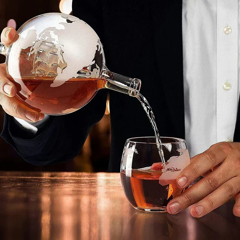 Creative Globe Decanter Set Le - огляд і ціна Decanter Globe Set